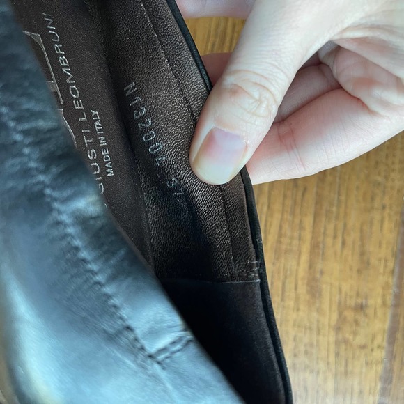 AGL Pyramid Studs block heel pointy toe pump in black leather Womens Size 27 - Picture 8 of 9